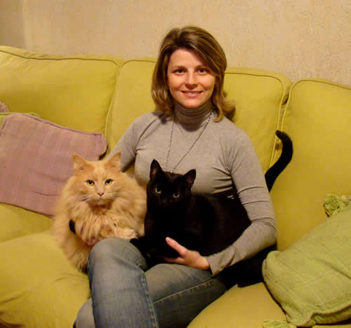 dra-elaine-pessuto-e-seus-gatos-petrede